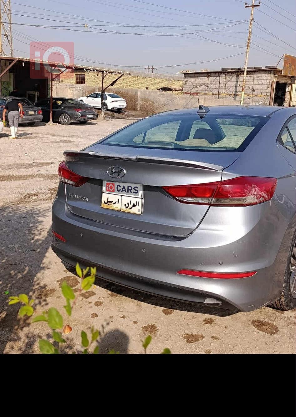 Hyundai Elantra